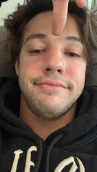 Cameron Dallas : cameron-dallas-1556654581.jpg