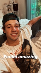 Cameron Dallas : cameron-dallas-1584050402.jpg