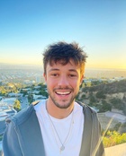 Cameron Dallas : cameron-dallas-1606809962.jpg