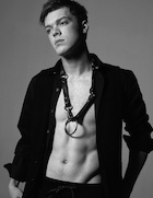 Cameron Monaghan : cameron-monaghan-1462466222.jpg