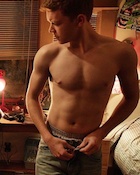 Cameron Monaghan : cameron-monaghan-1505777802.jpg