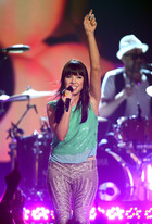 Carly Rae Jepsen : carly-rae-jepsen-1373062089.jpg