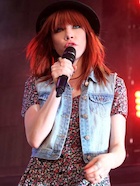 Carly Rae Jepsen : carly-rae-jepsen-1446877047.jpg