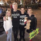 Carson Lueders : TI4U1450188464.jpg