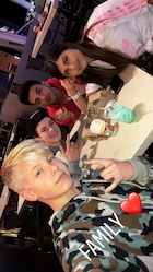 Carson Lueders : TI4U1521206163.jpg