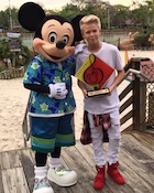 Carson Lueders : carson-lueders-1458496081.jpg