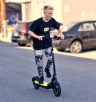 Carson Lueders : carson-lueders-1461021121.jpg