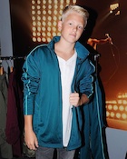 Carson Lueders : carson-lueders-1470102086.jpg