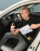 Carson Lueders : carson-lueders-1511939831.jpg