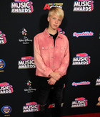 Carson Lueders : carson-lueders-1529707398.jpg