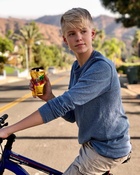 Carson Lueders : carson-lueders-1539285661.jpg