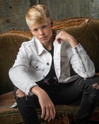 Carson Lueders : carson-lueders-1540602491.jpg