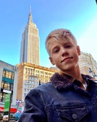 Carson Lueders : carson-lueders-1544738155.jpg