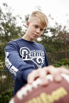 Carson Lueders : carson-lueders-1555454765.jpg