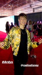 Carson Lueders : carson-lueders-1560727030.jpg