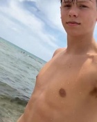 Carson Lueders : carson-lueders-1561658295.jpg