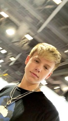 Carson Lueders : carson-lueders-1572800970.jpg