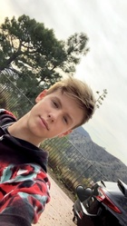 Carson Lueders : carson-lueders-1576100187.jpg