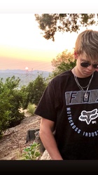 Carson Lueders : carson-lueders-1600896545.jpg