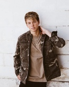 Carson Lueders : carson-lueders-1602355309.jpg