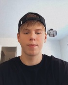 Carson Lueders : carson-lueders-1604017034.jpg