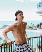 Carson Lueders : carson-lueders-1615769496.jpg