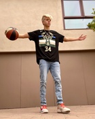 Carson Lueders : carson-lueders-1622392833.jpg