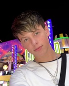 Carson Lueders : carson-lueders-1631302552.jpg