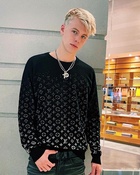 Carson Lueders : carson-lueders-1659112931.jpg