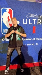 Carson Lueders : carson-lueders-1670012030.jpg