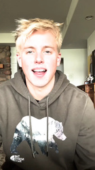 Photo of Carson Lueders