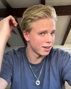 Carson Lueders : carson-lueders-1731778047.jpg