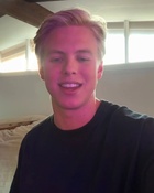Carson Lueders : carson-lueders-1733502452.jpg