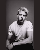 Carson Lueders : carson-lueders-1743546300.jpg