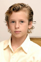 Cayden Boyd : cayden-boyd-1321213681.jpg