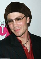 Chad Michael Murray : normal_aug05hq006.jpg