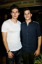 Charles & Max Carver : TI4U1418692892.jpg