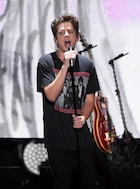 Charlie Puth : charlie-puth-1470022561.jpg