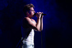 Charlie Puth : charlie-puth-1533625201.jpg