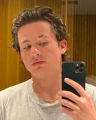 Charlie Puth : charlie-puth-1610920261.jpg