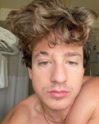 Charlie Puth : charlie-puth-1649806381.jpg