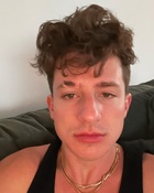 Charlie Puth : charlie-puth-1655085603.jpg