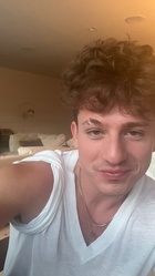 Charlie Puth : charlie-puth-1659238202.jpg