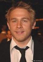 Charlie Hunnam : charlie-hunnam-1329999449.jpg