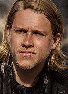 Charlie Hunnam : charlie-hunnam-1333572003.jpg