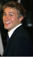 Charlie Hunnam : charlie-hunnam-1333649385.jpg