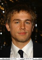 Charlie Hunnam : charlie-hunnam-1333649397.jpg