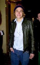 Charlie Hunnam : charlie-hunnam-1333649424.jpg