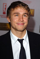 Charlie Hunnam : charlie-hunnam-1333759798.jpg