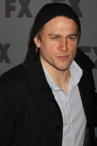 Charlie Hunnam : charlie-hunnam-1340045573.jpg